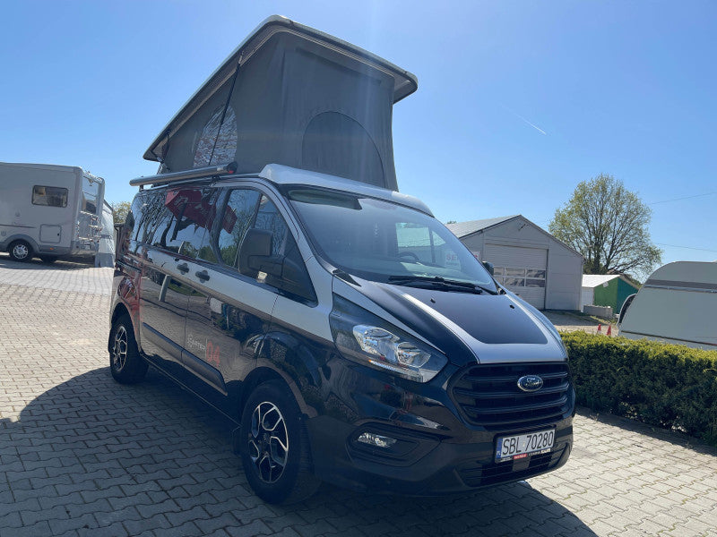 Kamper na bazie Forda Transit Custom - zabudowa CarterCaravans