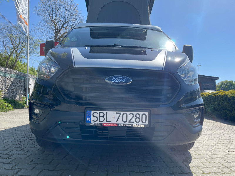 Kamper na bazie Forda Transit Custom - zabudowa CarterCaravans