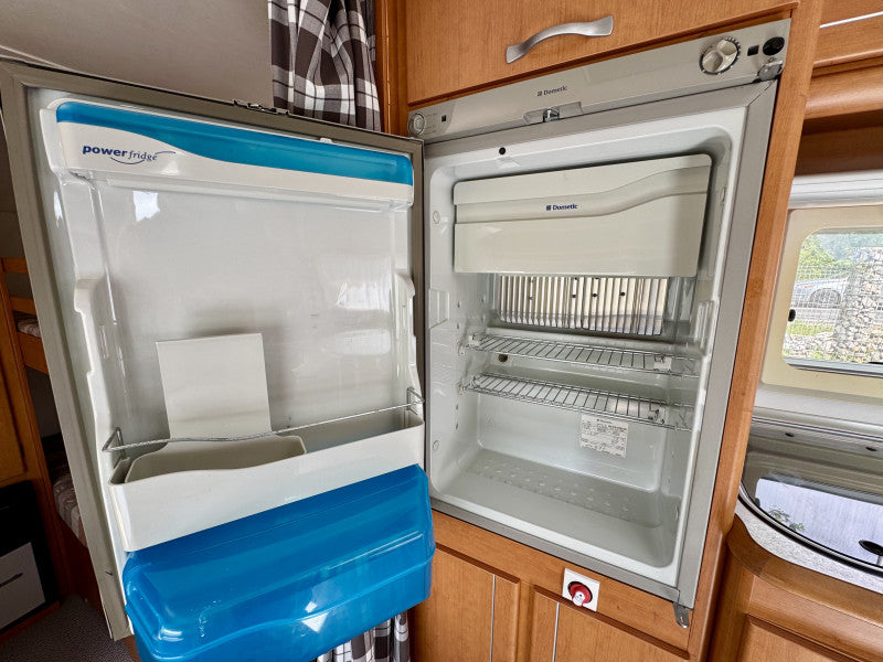 Przyczepa kempingowa LMC Favorit 500 MK