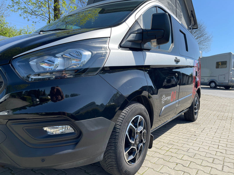 Kamper na bazie Forda Transit Custom - zabudowa CarterCaravans